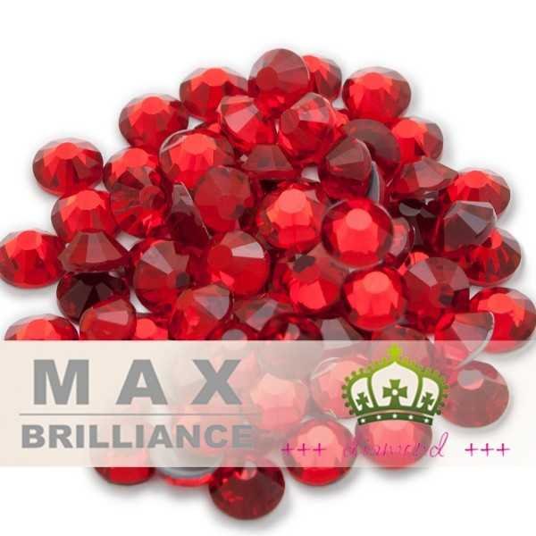 Siam MaxBrilliance vasalható kristály, strasszkő