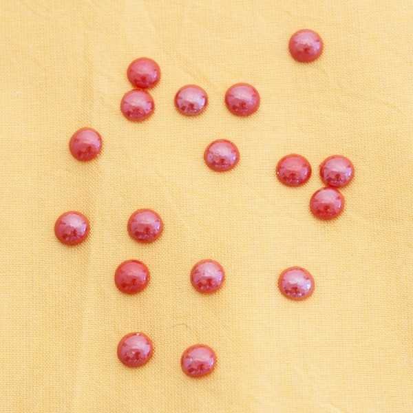 5mm Pearl gyöngyház piros ab félgyöngy